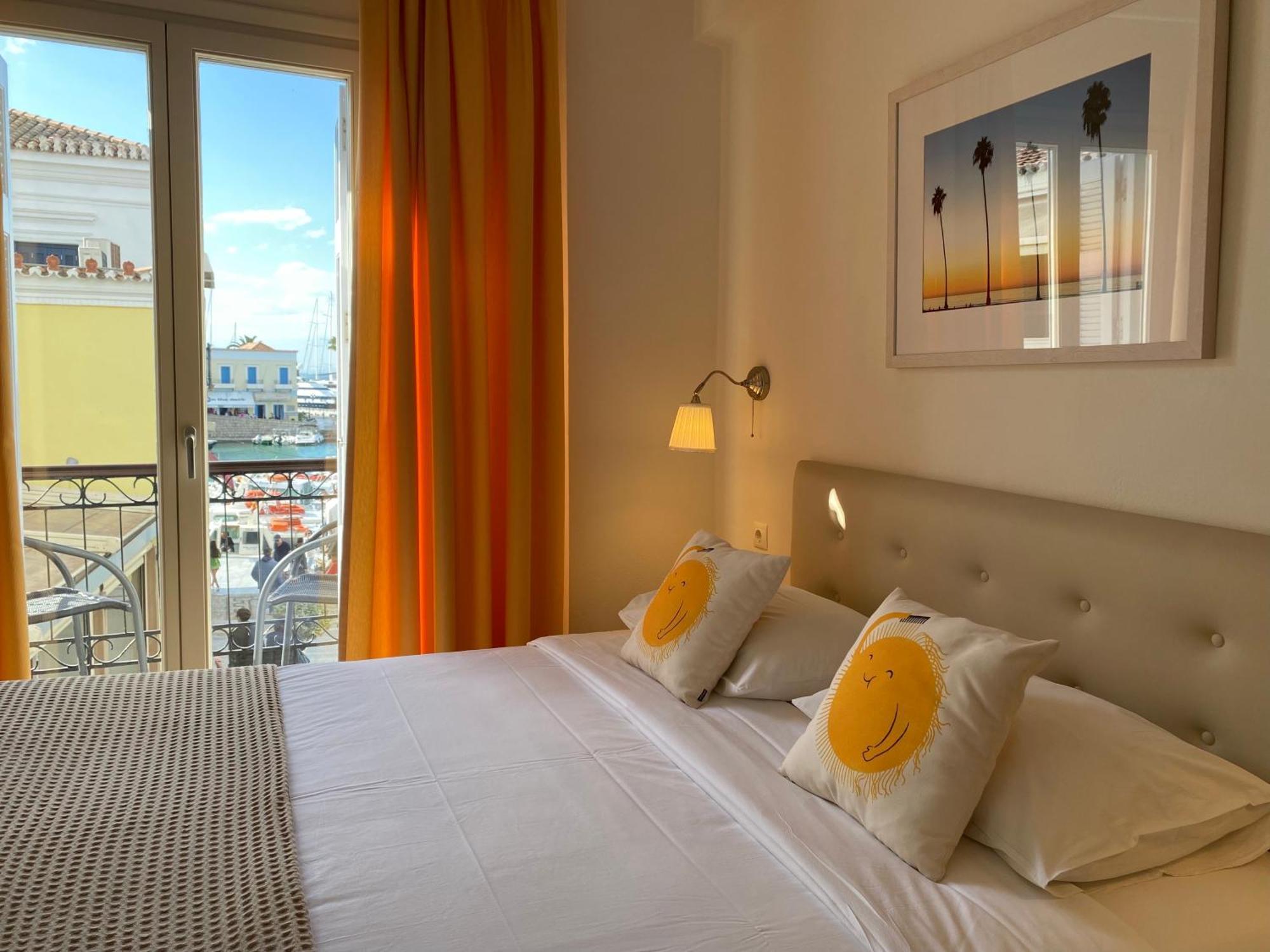 Alexandris Hotel 스페체스 외부 사진