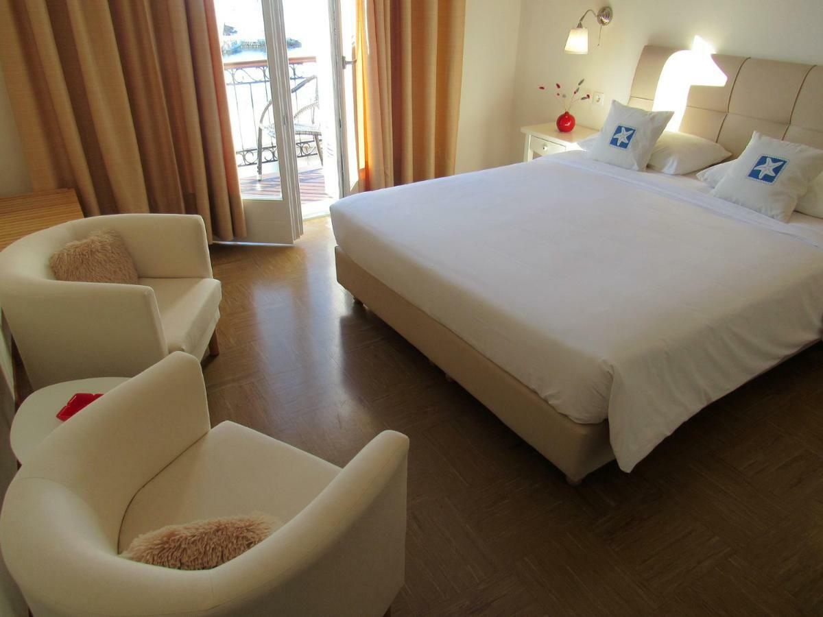Alexandris Hotel 스페체스 외부 사진